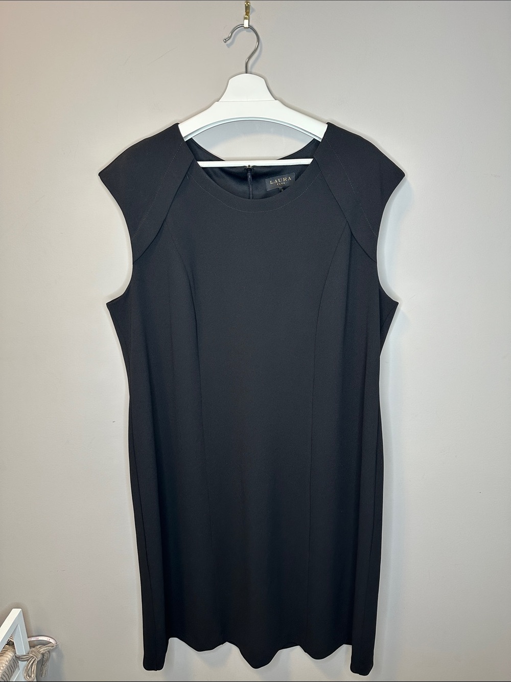NWT Laura Cap-Sleeve Midi Sheath Dress
